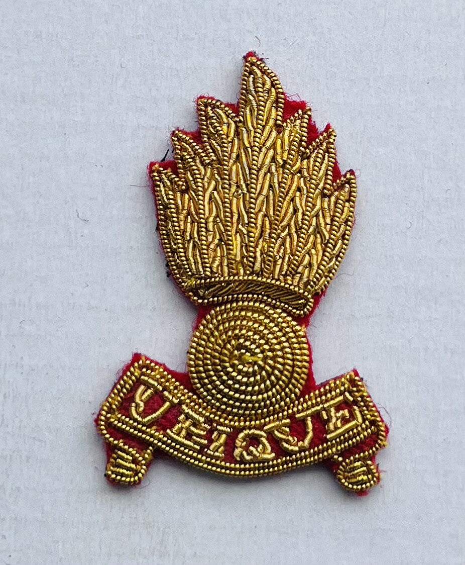 ROYAL ARTILLERY Officer,s Cap Badge, Beret/Hat/side cap Hand Embroidered