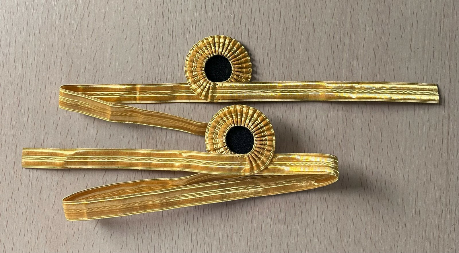 Royal Navy Sleeve Cuff Curls Gold RN Sub Lieutenant ( Pair )