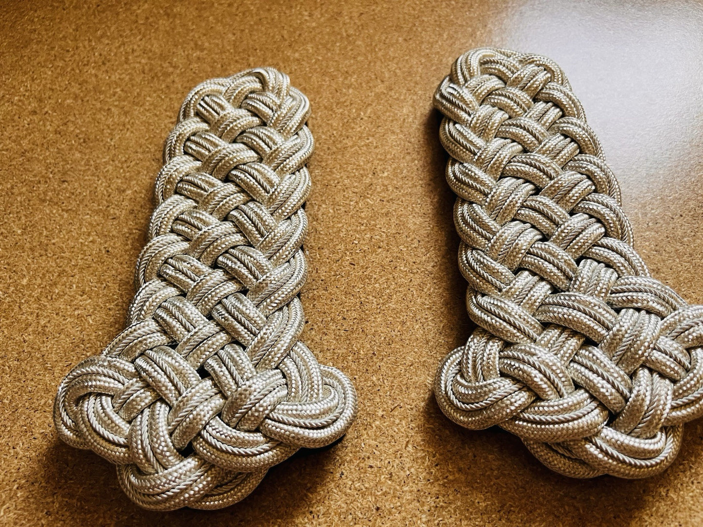 Shoulder Cords Senior Officer Silver Wire Braided Pair With Backing Attachment