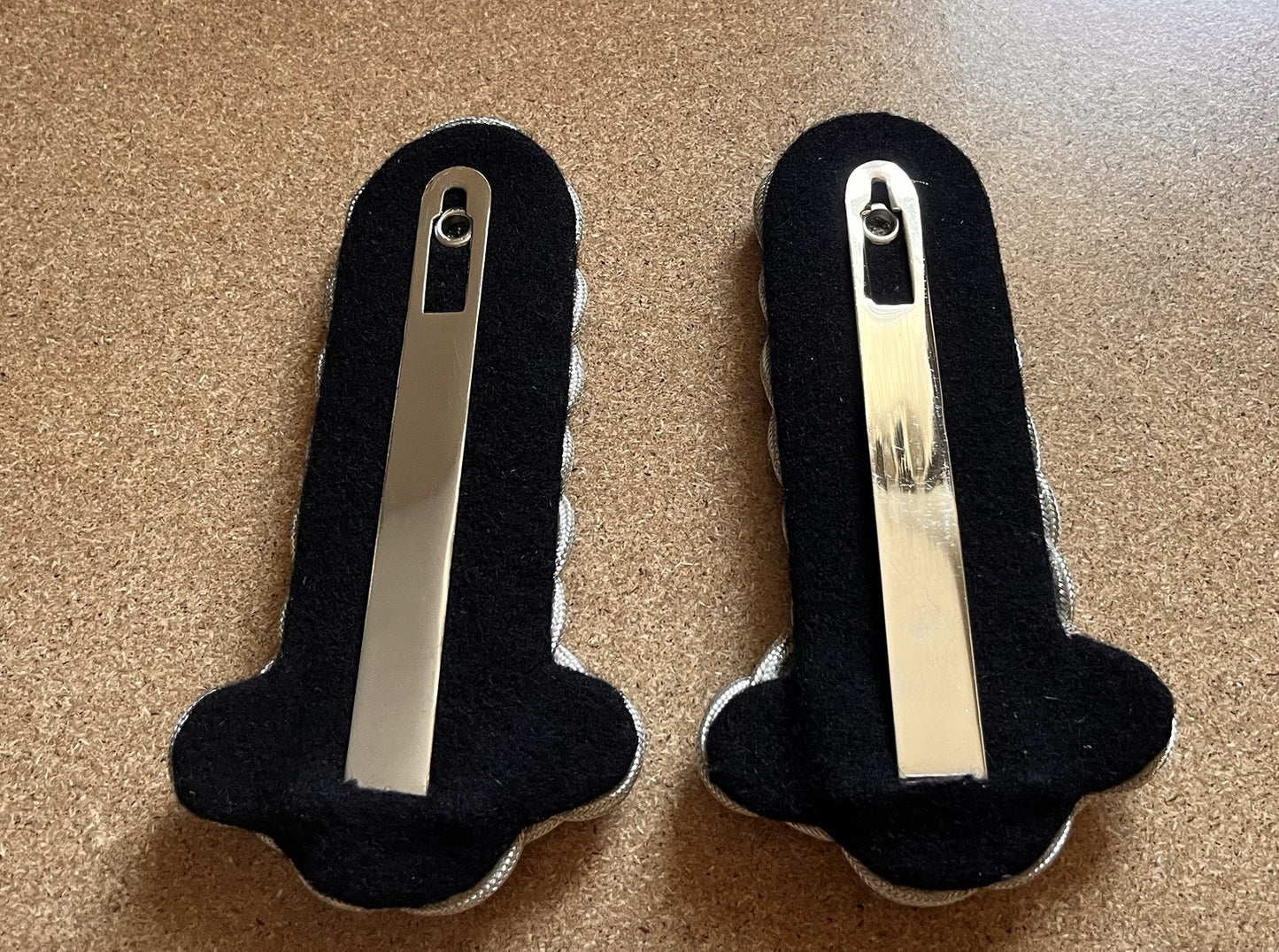 Shoulder Cords Senior Officer Silver Wire Braided Pair With Backing Attachment